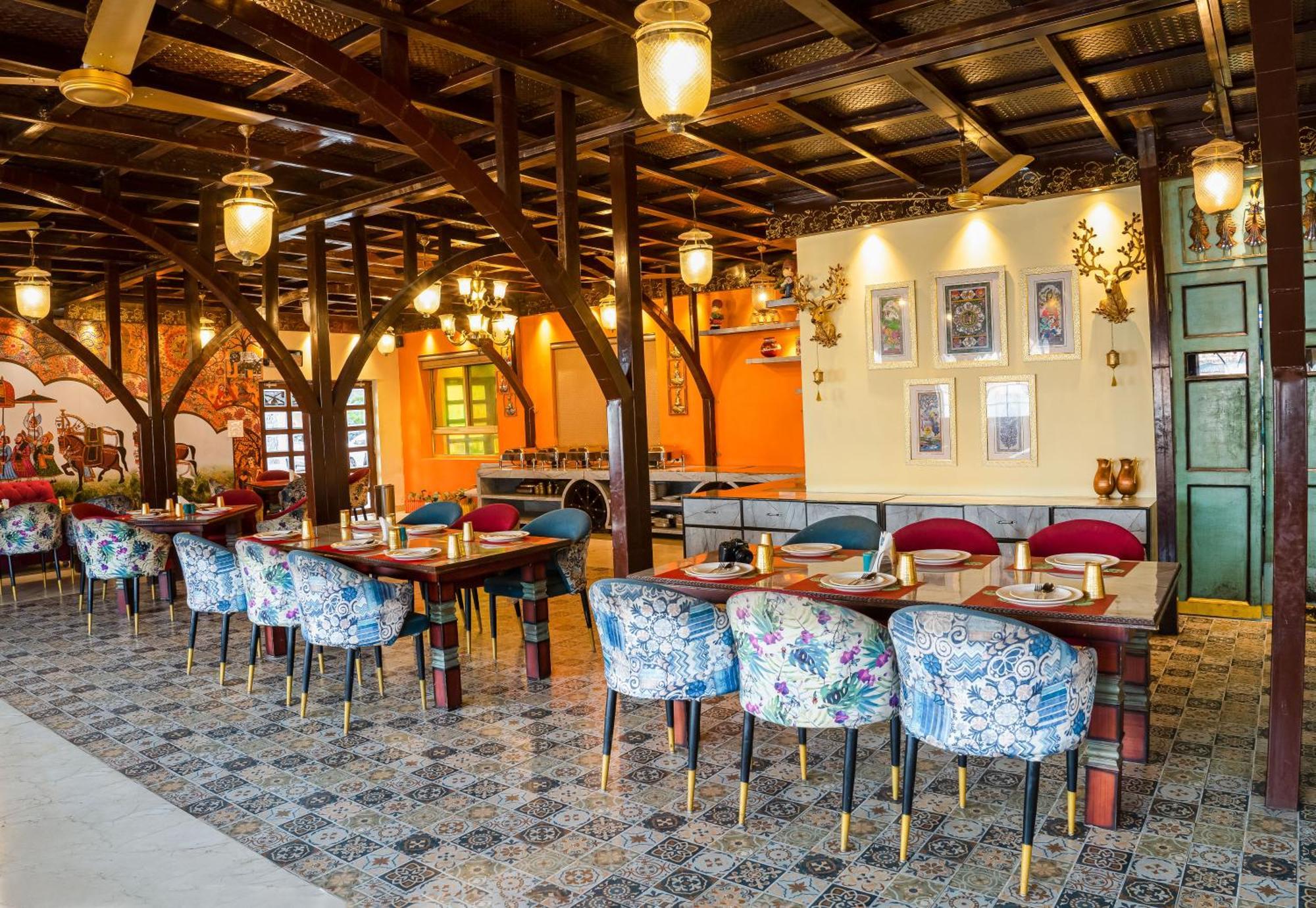 The Neeraj Ganga Heritage Palace Risikés Kültér fotó