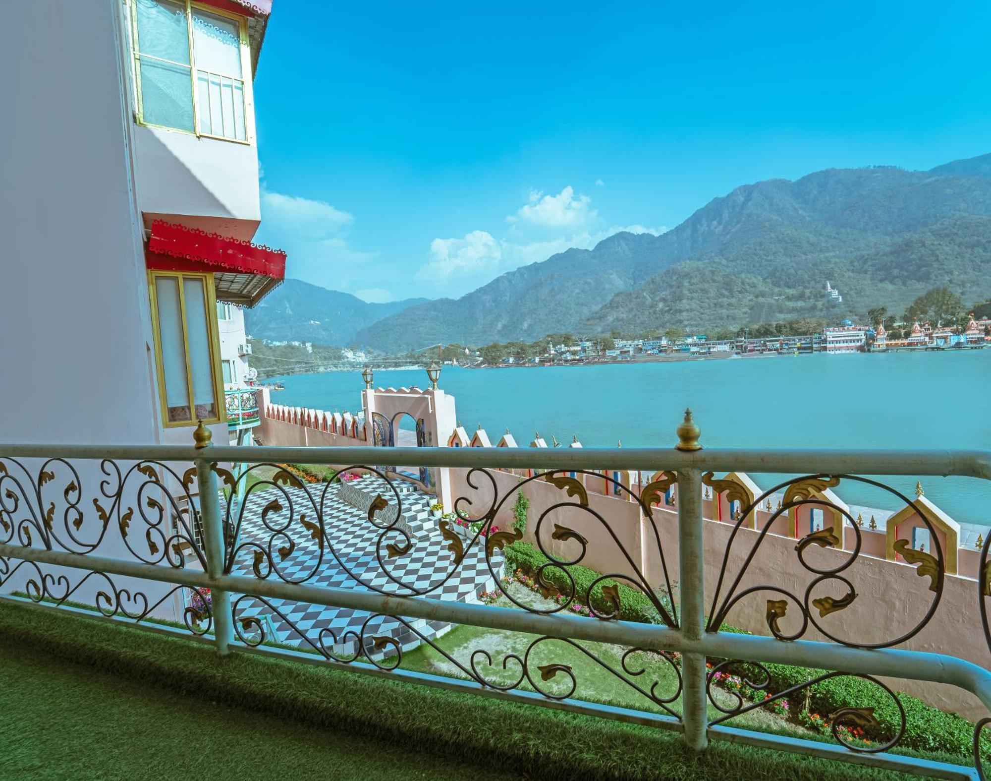 The Neeraj Ganga Heritage Palace Risikés Kültér fotó