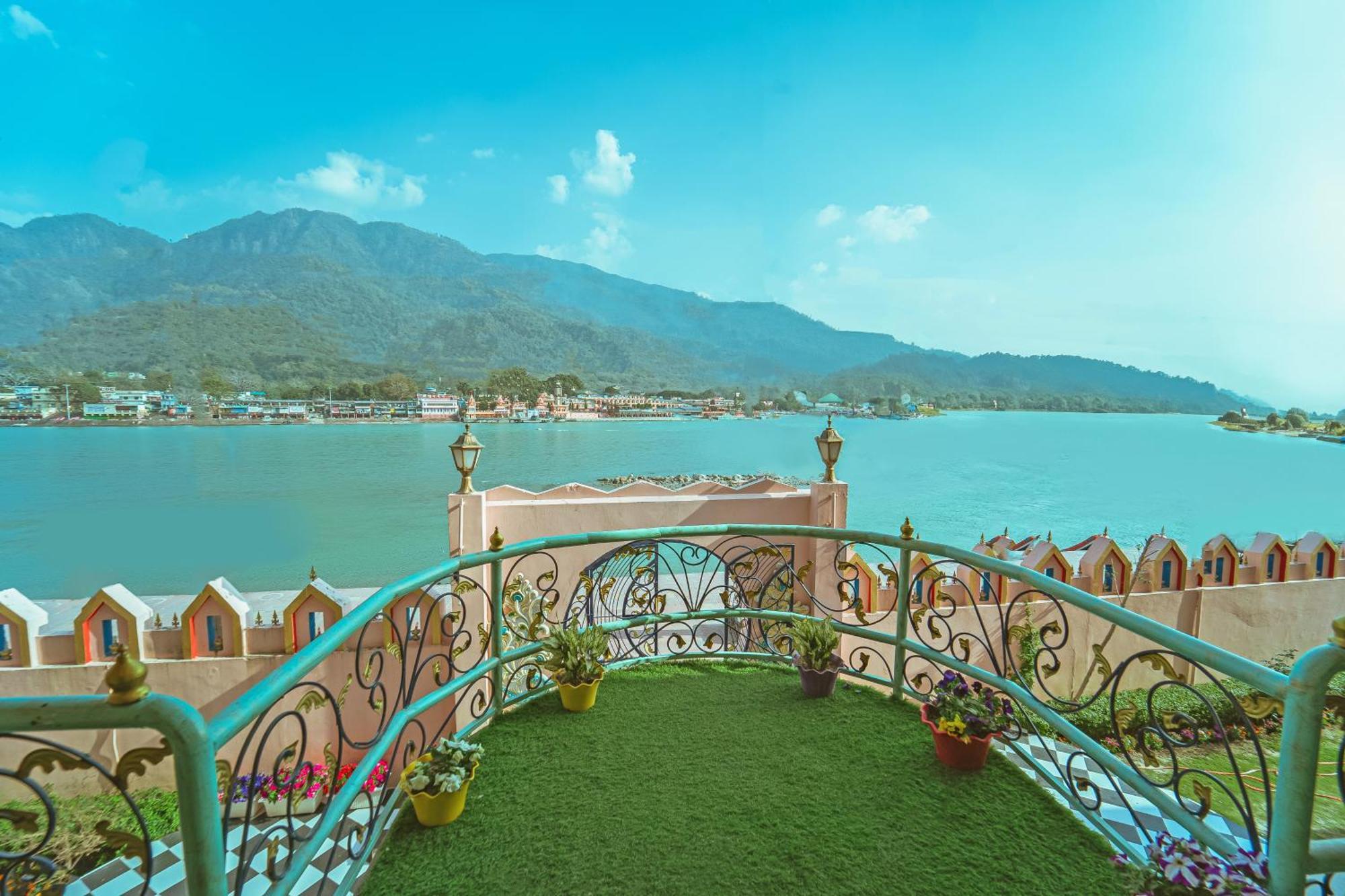 The Neeraj Ganga Heritage Palace Risikés Kültér fotó
